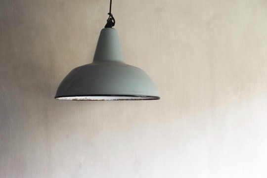 HerboschArchitects-Objekt-blue enamel lamp